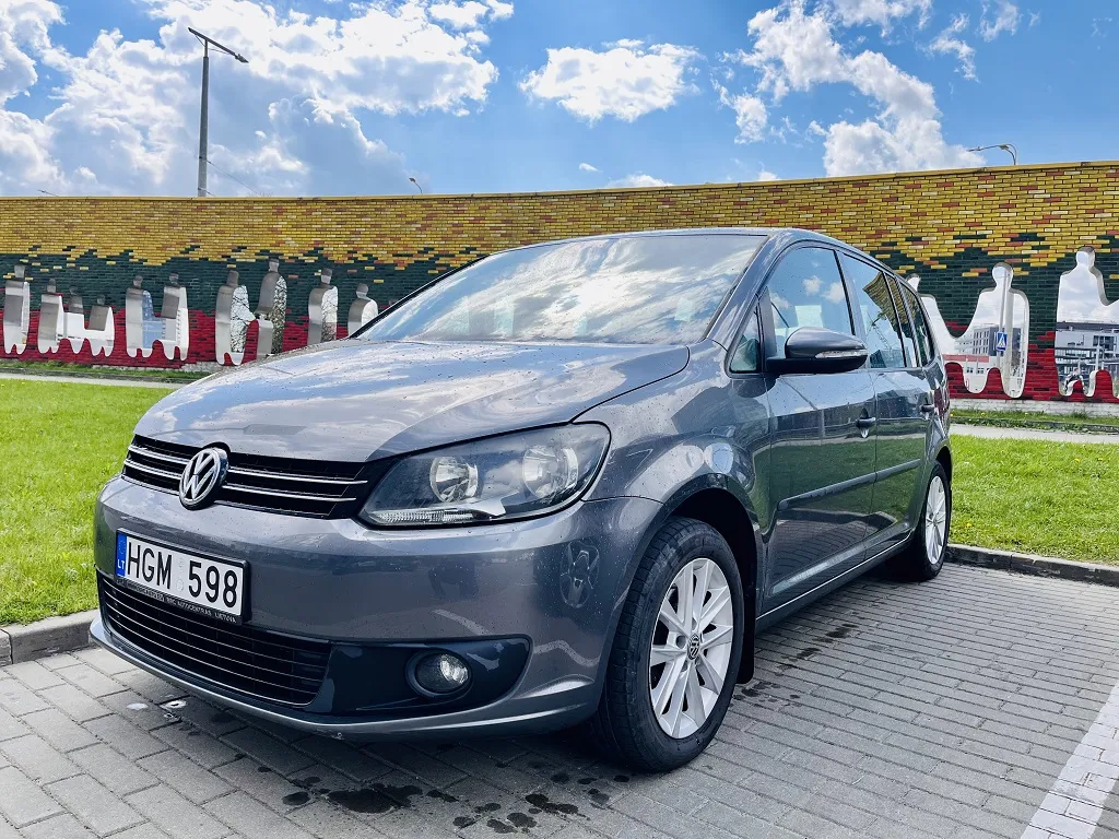 VW Touran, 2011