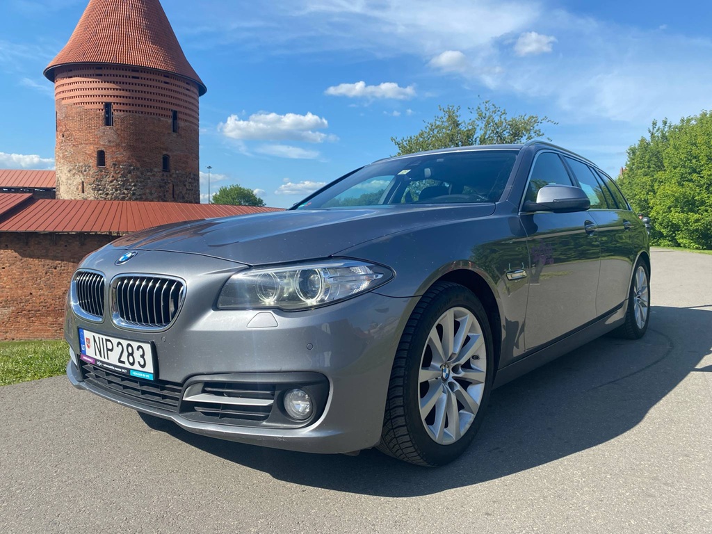 BMW 520D Touring аренда автомобиля
