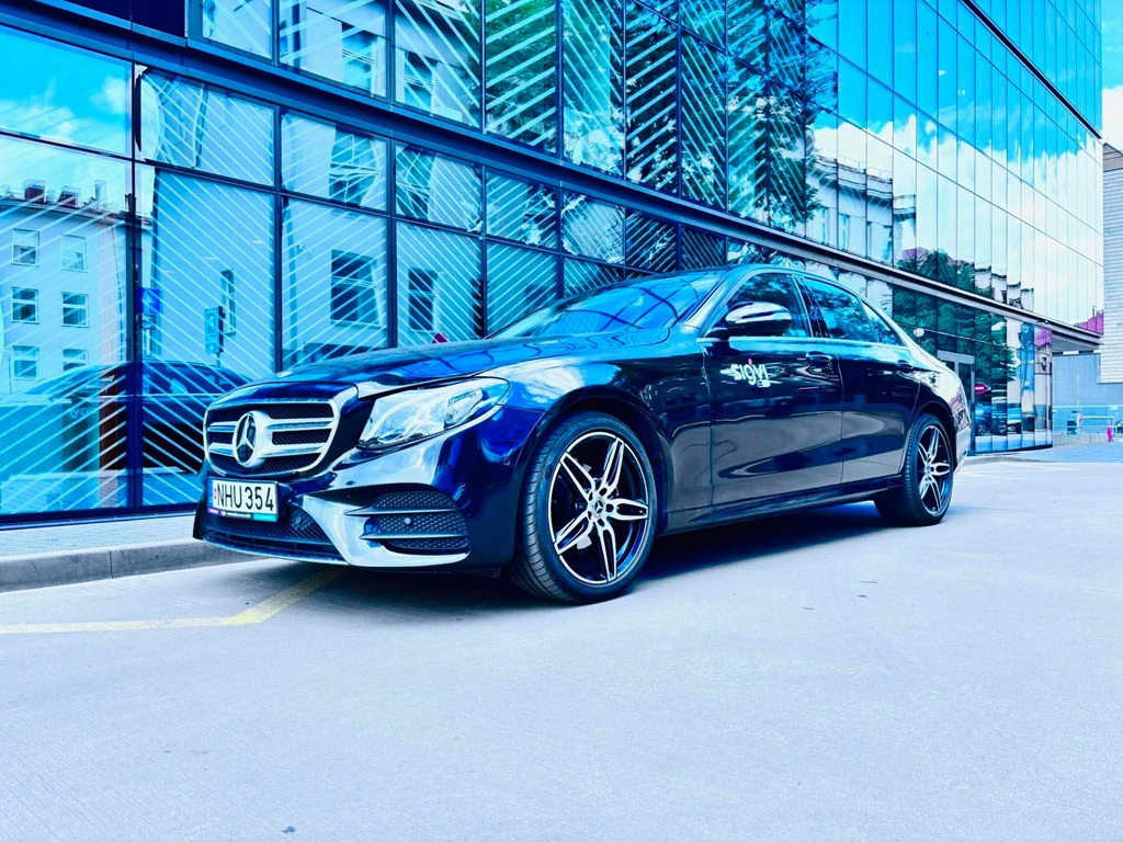 Mercedes-Benz E220 аренда автомобиля