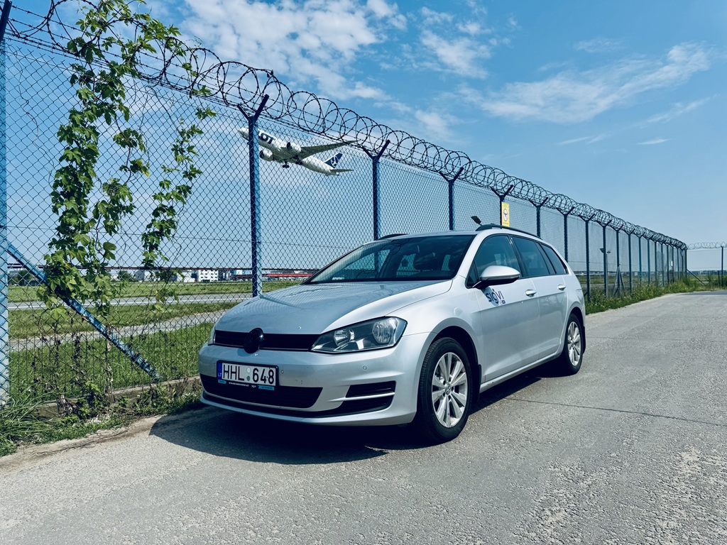 VW Golf wynajem samochodów